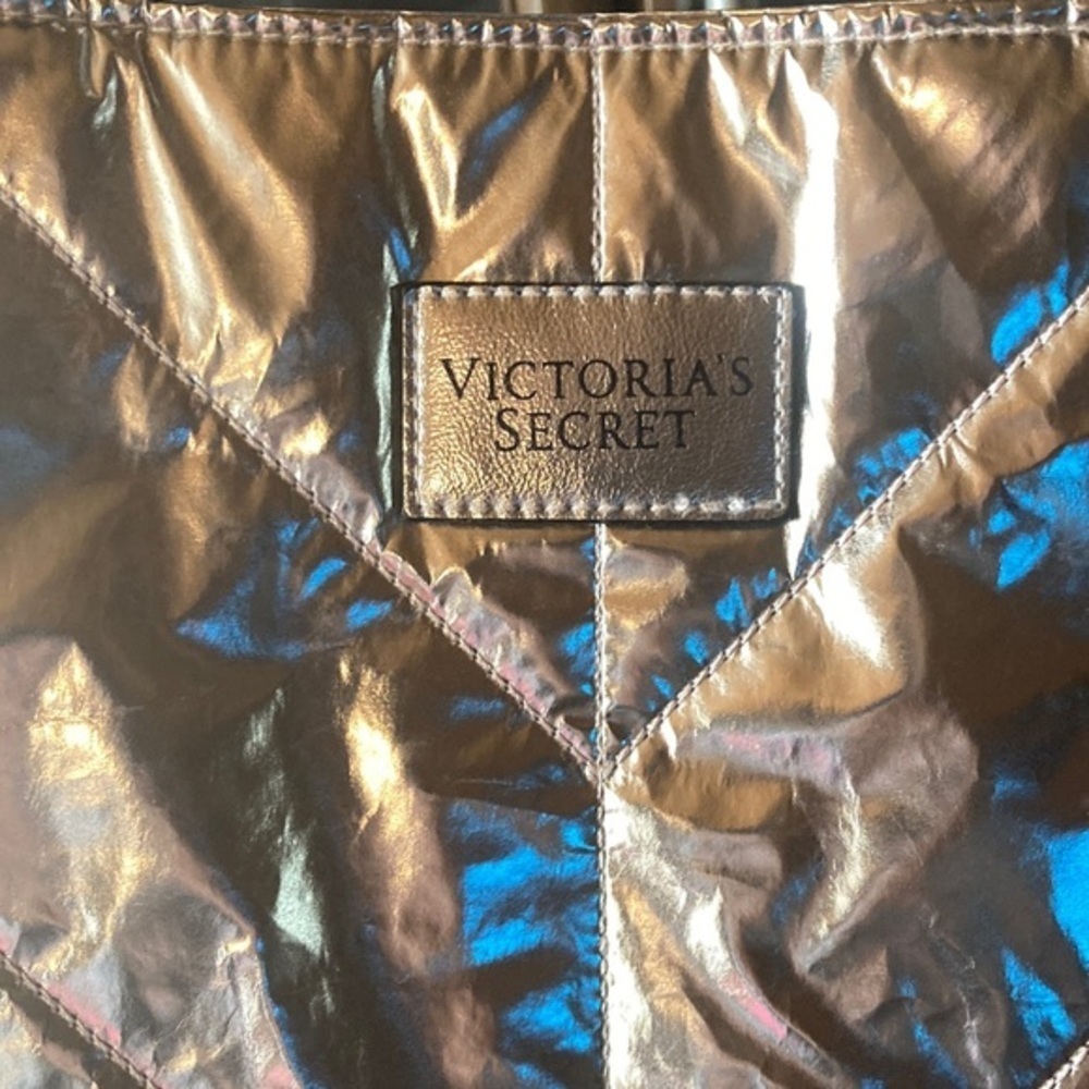 VICTORIA’S SECRET Metallic Quilted Tote - Picture 3 of 10
